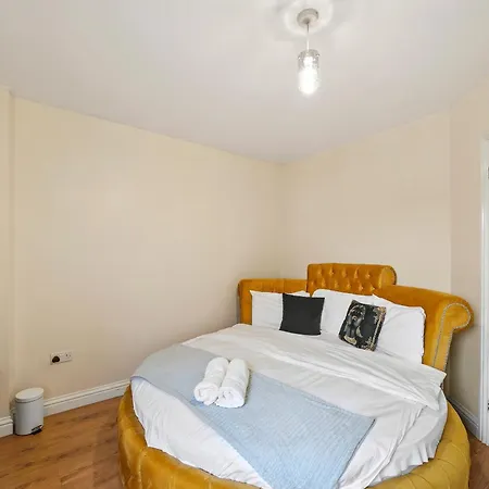 Lt Properties Unique Bungalow Style Spacious One Bedroom Apartment In Luton Town Centre Super Size Round Bed Netflix Exterior foto